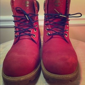 Timberland 6” Premium red & navy blue boots 10.5